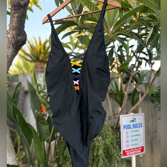 Women’s Black Plunge Swimsuit with Multicolored Crisscross One Piece Size: 3XL - Picture 1 of 9